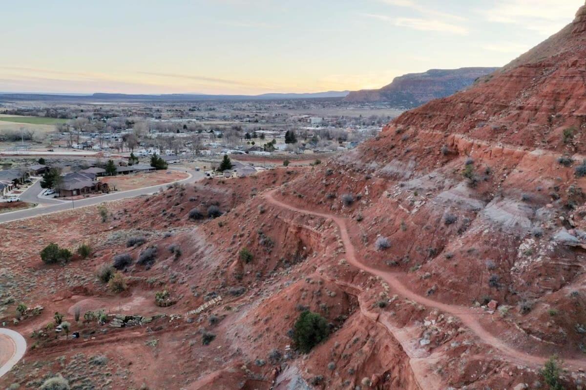 Red Canyon Bunkhouse At Kanab - New West Properties Exterior photo